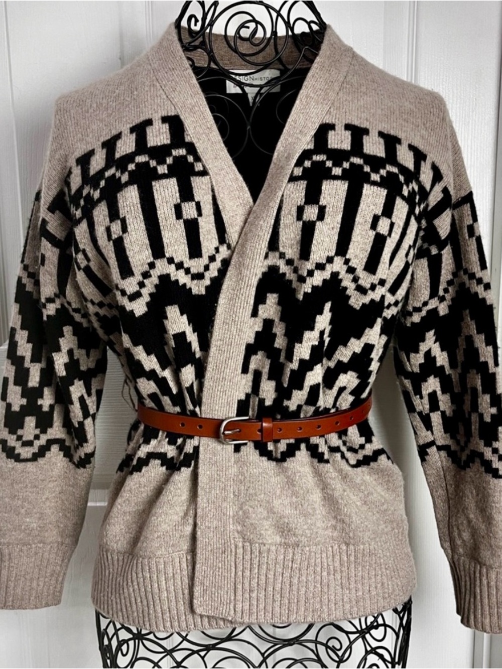 Design History Cashmere Cardigan Black & Taupe Geometric – Double Layer